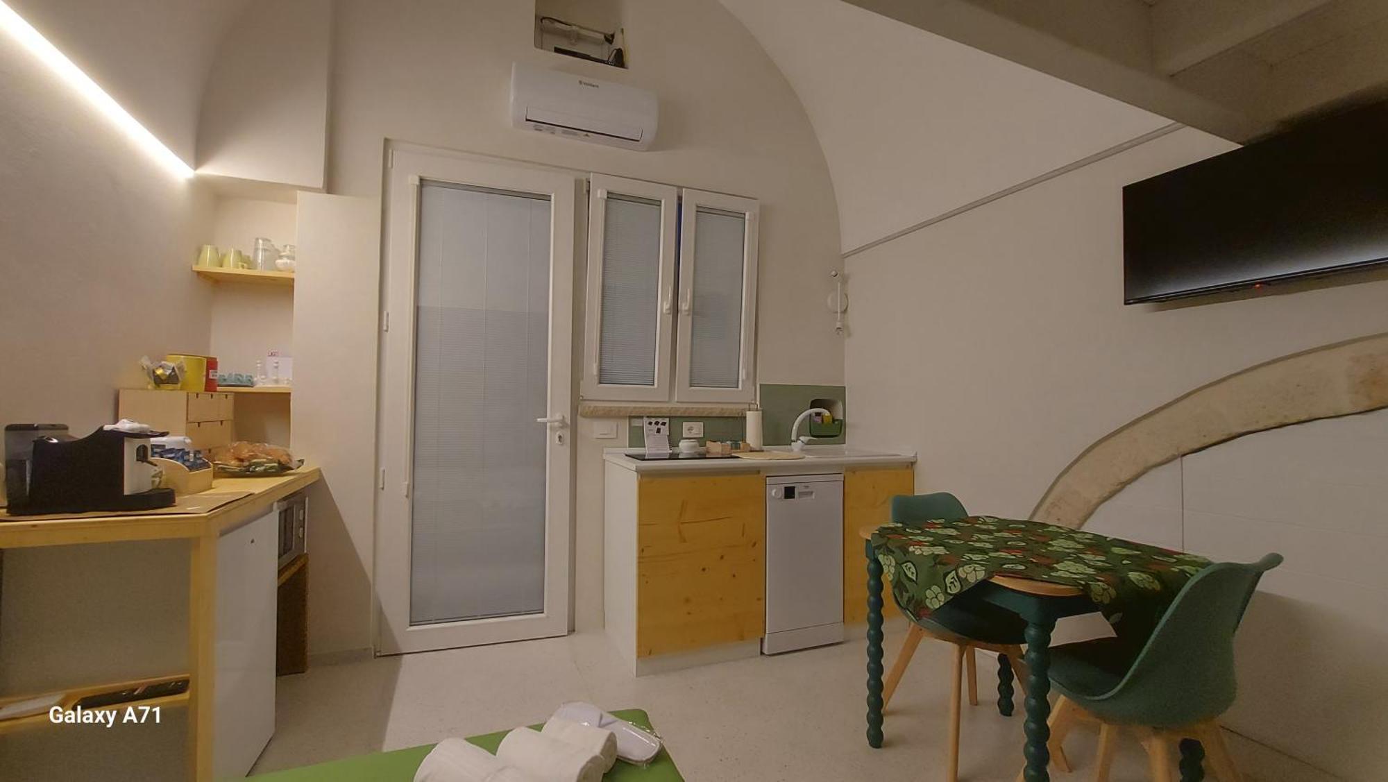 Holiday home Mandorleolio Versomare *